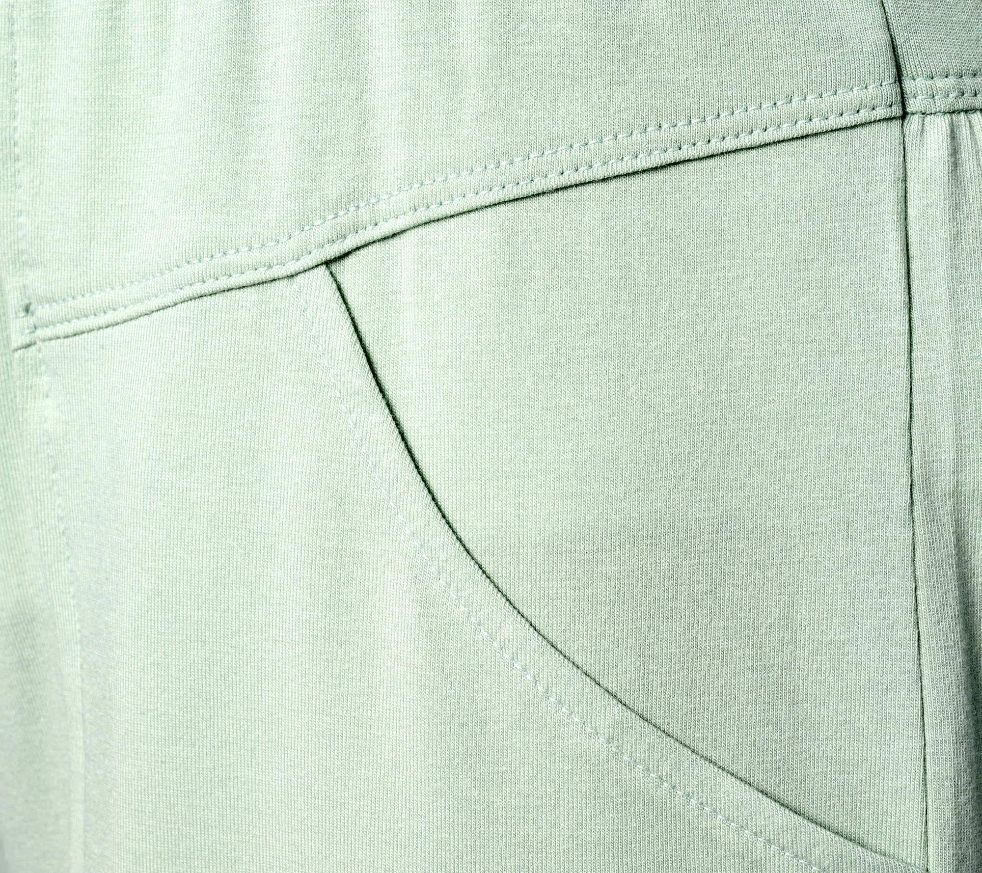 "As Is" AnyBody Lounge Petite Cozy Knit Straight Leg Cargo Pant