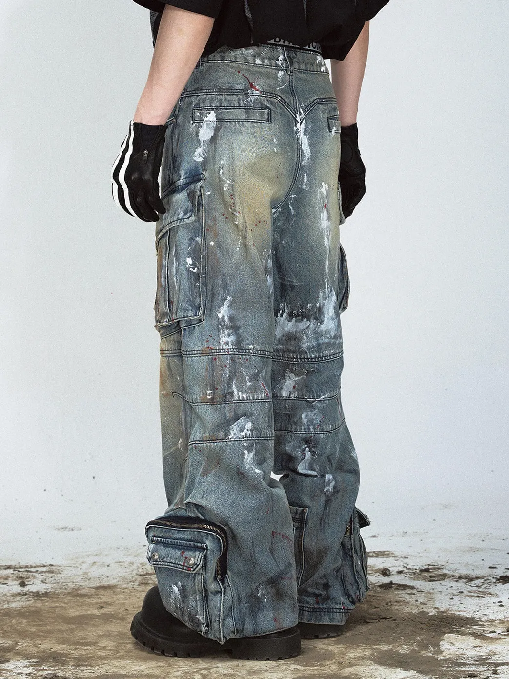 Graffiti Multi-Pocket Wide-Leg Jeans