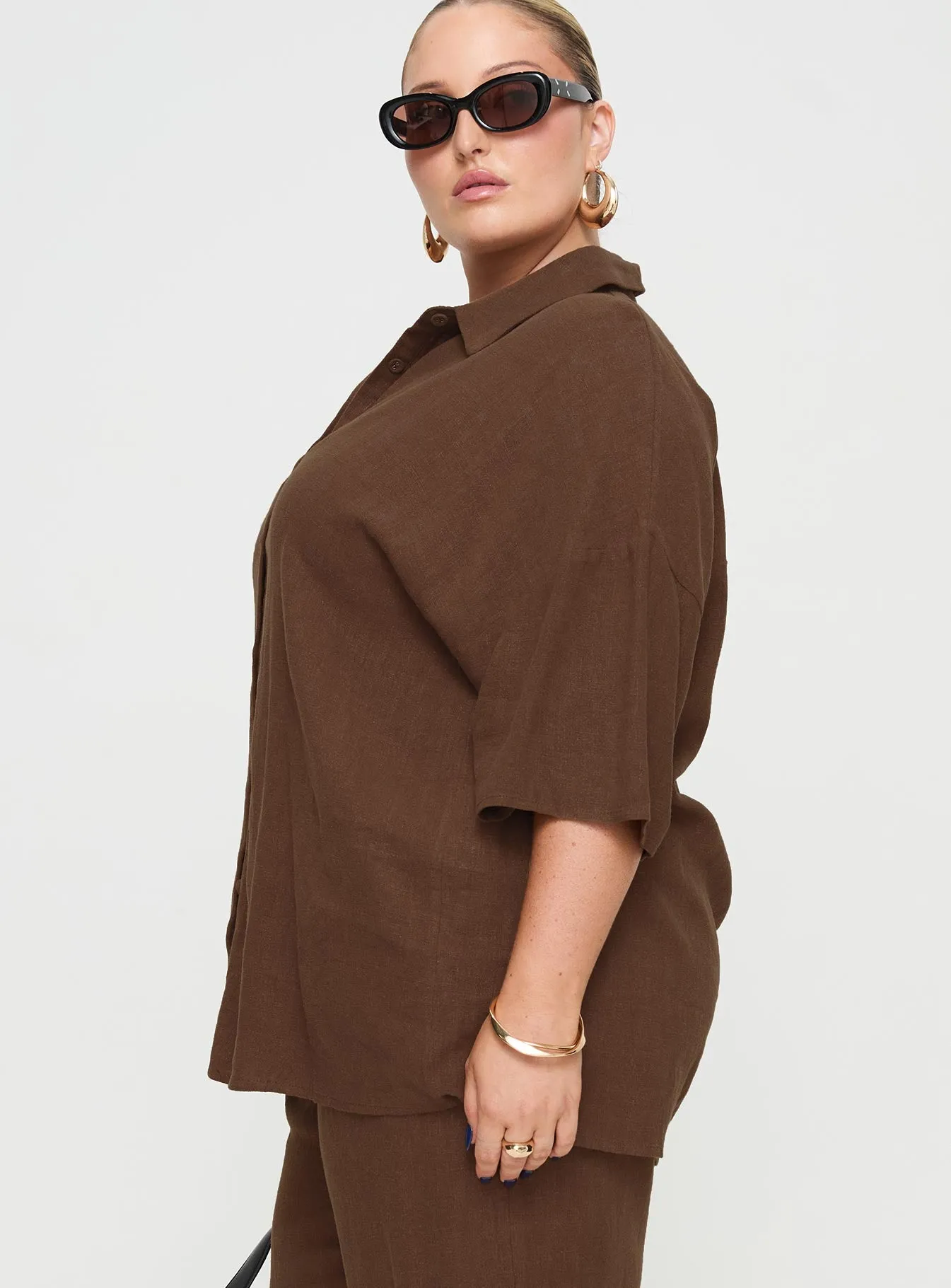 Guava Linen Blend Shirt Chocolate Curve