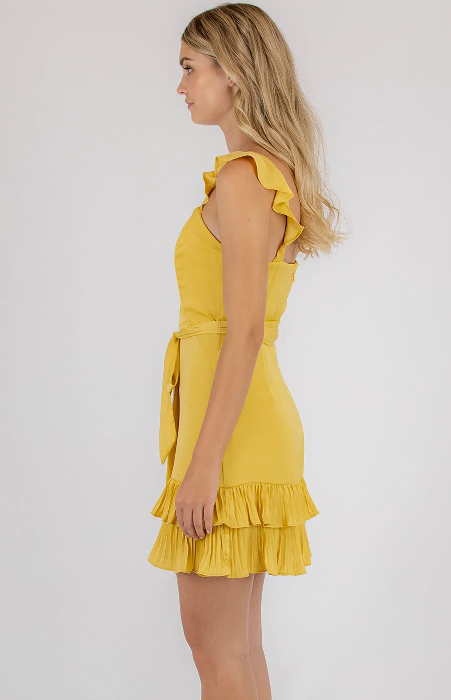 Love Heart Neckline Dress with Pleated Hem & Belt (SDR692A)