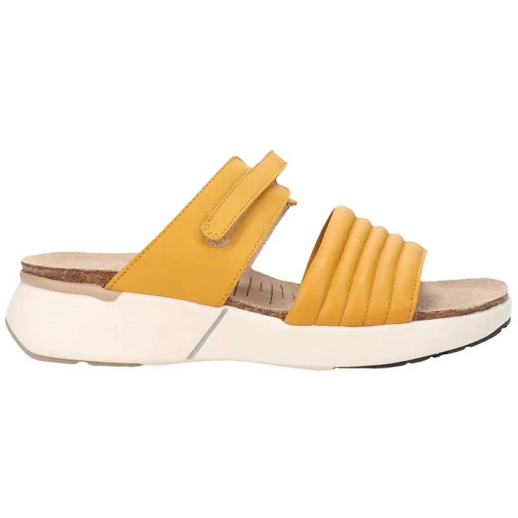 Naot Vesta Sandal Marigold Leather (Women's)