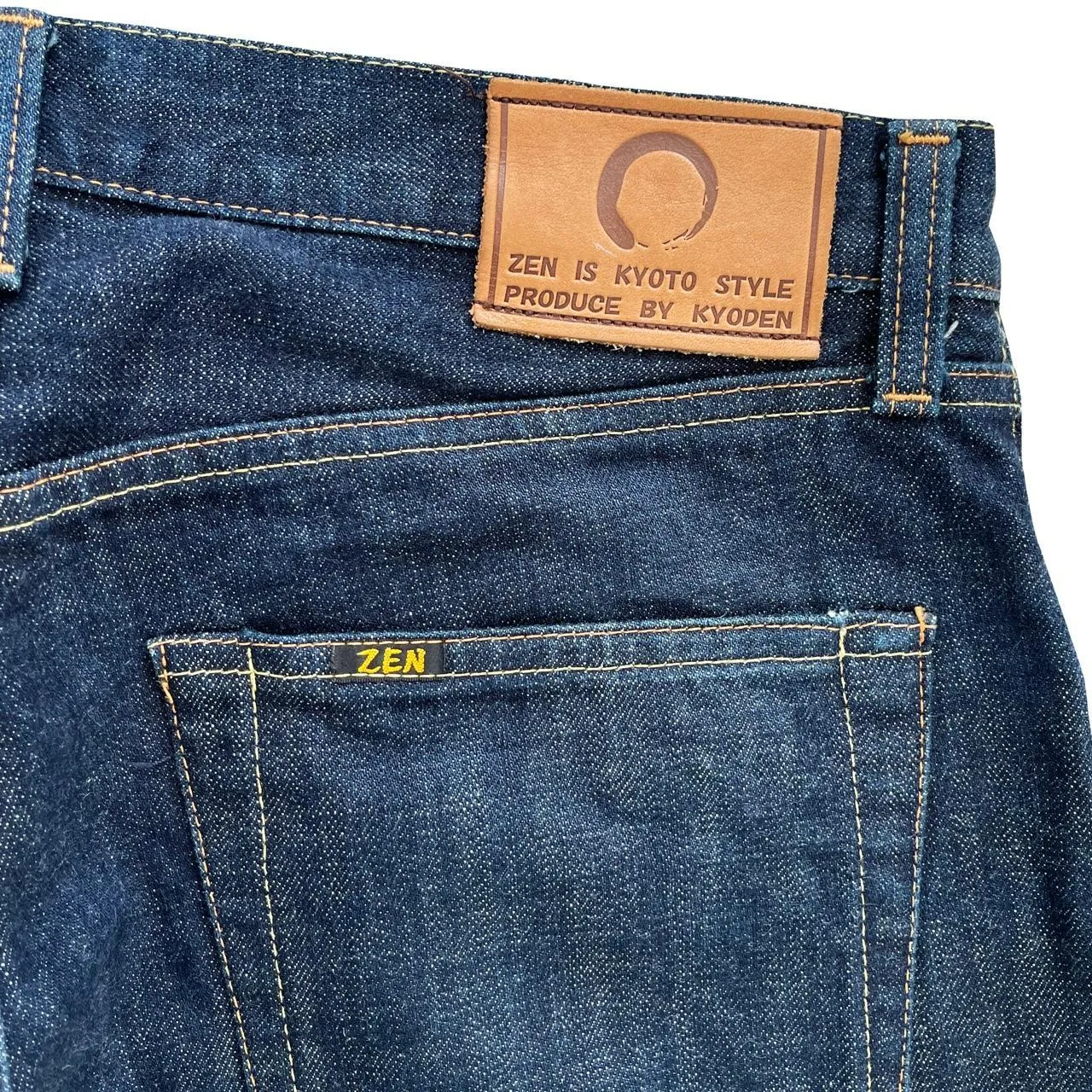 Zen Airbrushed Jeans